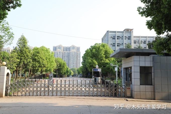 武汉信息传播职业技术学院及武汉信息科技相关介绍